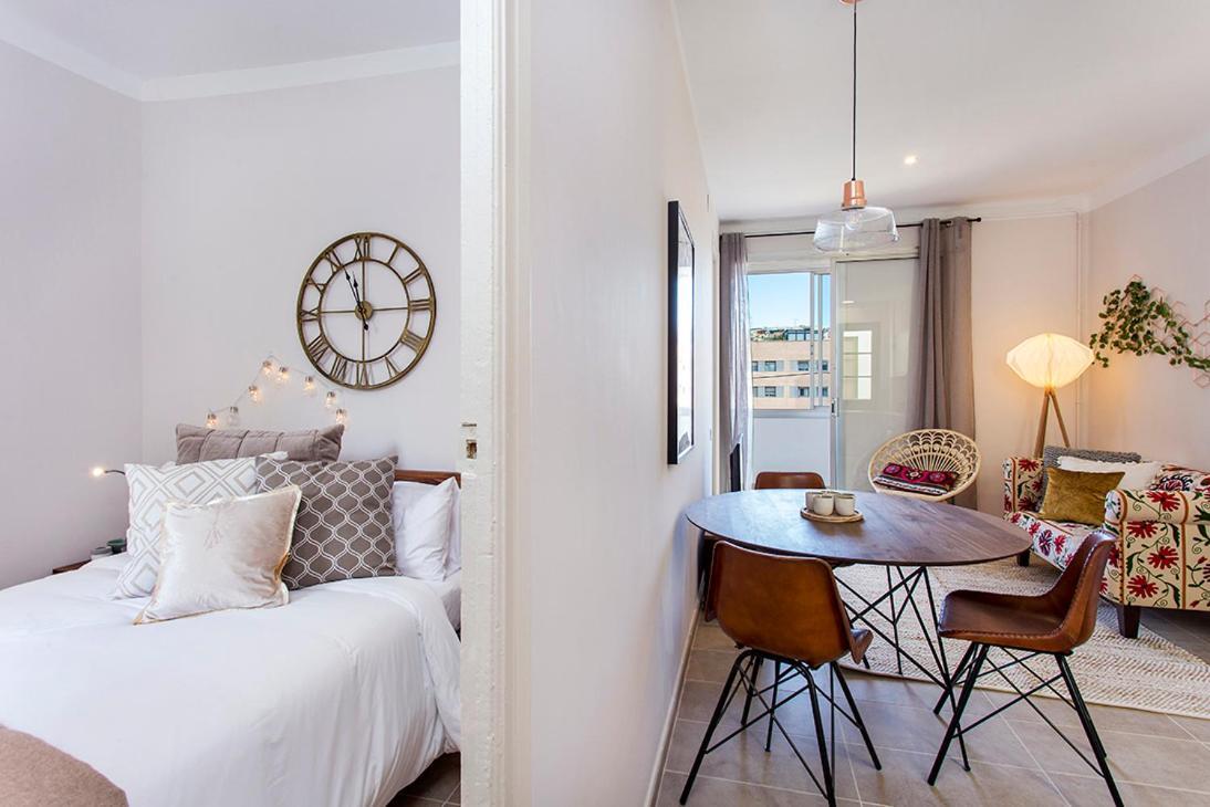Stay U-Nique Apartments Fira Bcn L'Hospitalet de Llobregat Room photo